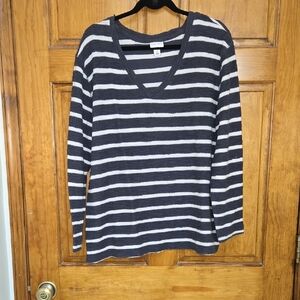Ava & Viv Gray and White Striped Long Sleeve Top